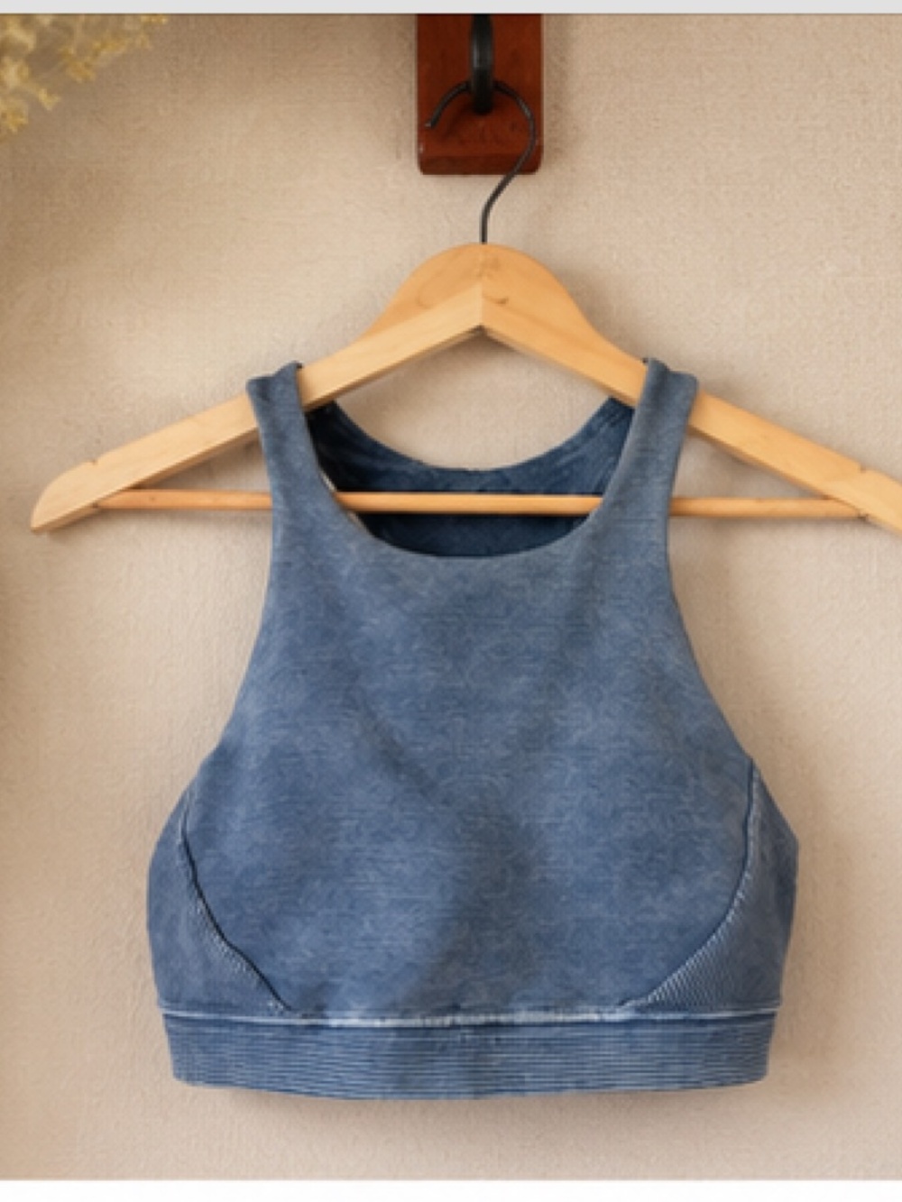 Lululemon Rare High Neck Sports Bra Blue Size 8